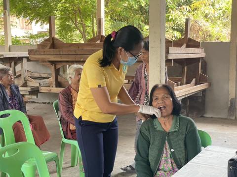 โครงการส่งเสริมและให้ความรู้การดูแลสุขภาพช่องปากและฟัน ม.6