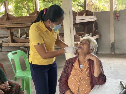 โครงการส่งเสริมและให้ความรู้การดูแลสุขภาพช่องปากและฟัน ม.6