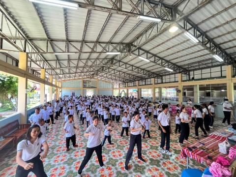 โครงการนักเรียนไทยพิชิตพุง พิชิดอ้วน