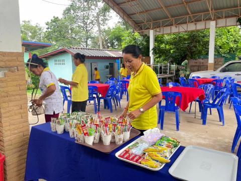 โครงการส่งเสริมอาชีพการทำดอกไม้จันทน์