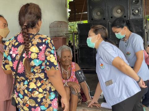 โครงการตรวจเยี่ยมบ้าน ผู้สูงอายุ ผู้พิการ และผู้ป่วยติดเตียง