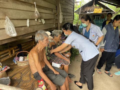 โครงการตรวจเยี่ยมบ้าน ผู้สูงอายุ ผู้พิการ และผู้ป่วยติดเตียง