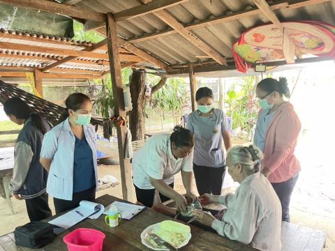 โครงการตรวจเยี่ยมบ้าน ผู้สูงอายุ ผู้พิการ และผู้ป่วยติดเตียง