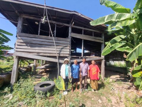 การลงพื้นที่สำรวจเพื่อให้การช่วยเหลือปรับปรุงที่พักอาศัย