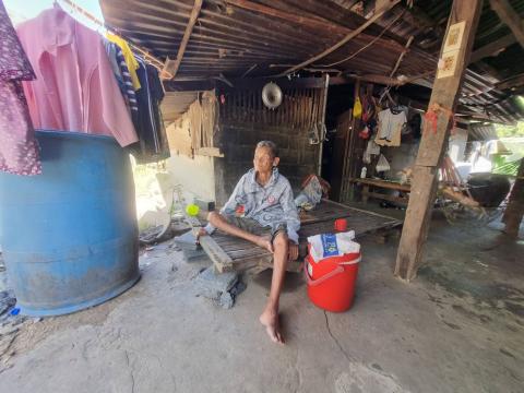 การลงพื้นที่สำรวจเพื่อให้การช่วยเหลือปรับปรุงที่พักอาศัย