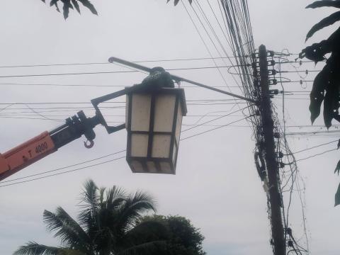 ประมวลภาพการลงพื้นที่ซ่อมไฟฟ้าส่องสว่าง