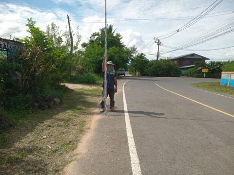สำรวจพื้นที่สำหรับดำเนินโครงการก่อสร้างรางระบายน้ำ