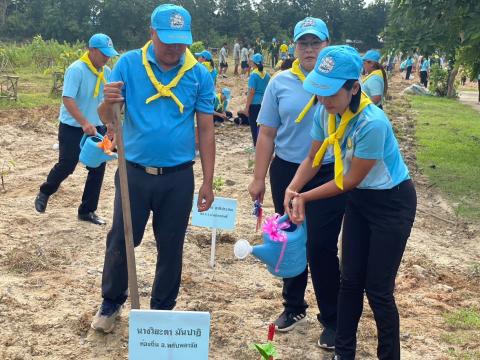 กิจกรรมปลูกต้นไม้ตามโครงการท้องถิ่นปลูกป่าเฉลิมพระเกียรติ ฯ