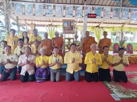 ร่วมพิธีเจริญพระพุทธมนต์เฉลิมพระเกียรติ ฯ